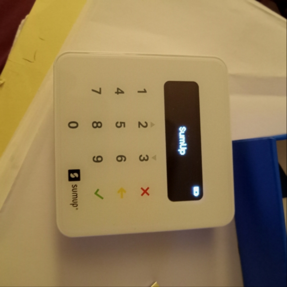 Sum up card reader portable Bluetooth USB cord lightweight take 5 payments